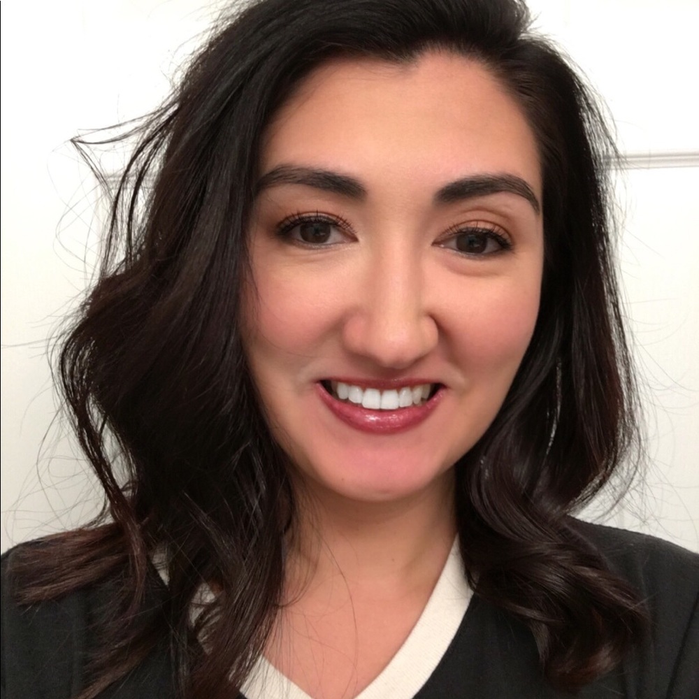 Meet your Posher, Lauren